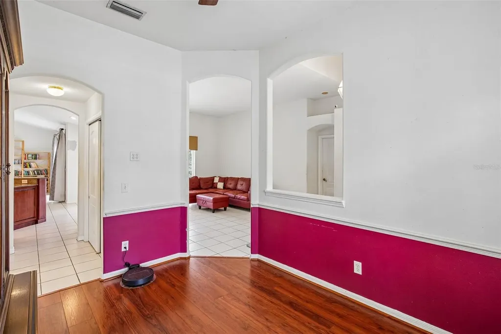 2302 Towering Oaks Circle Seffner FL 33584