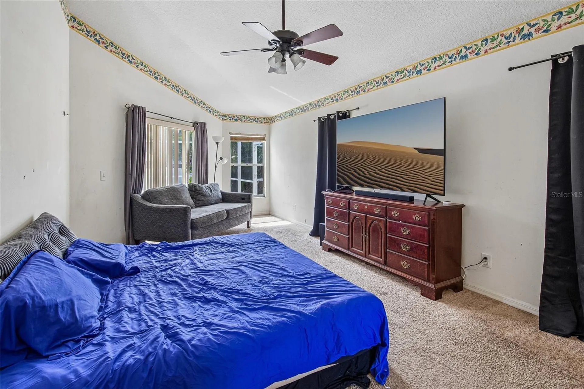 2302 Towering Oaks Circle Seffner FL 33584