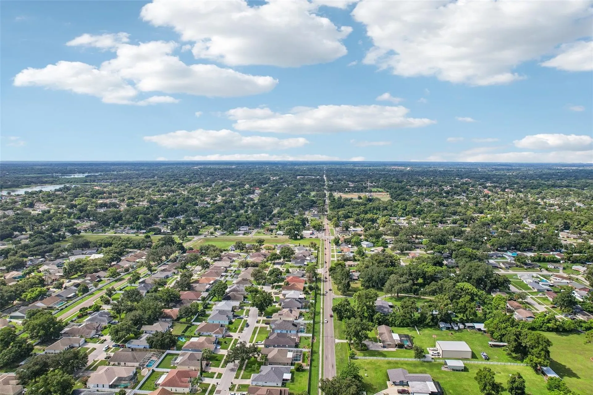 2302 Towering Oaks Circle Seffner FL 33584