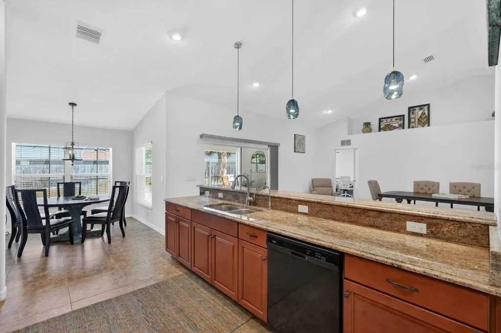 10 Princess Mari Place Palm Coast FL 32164