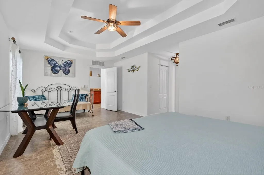 10 Princess Mari Place Palm Coast FL 32164