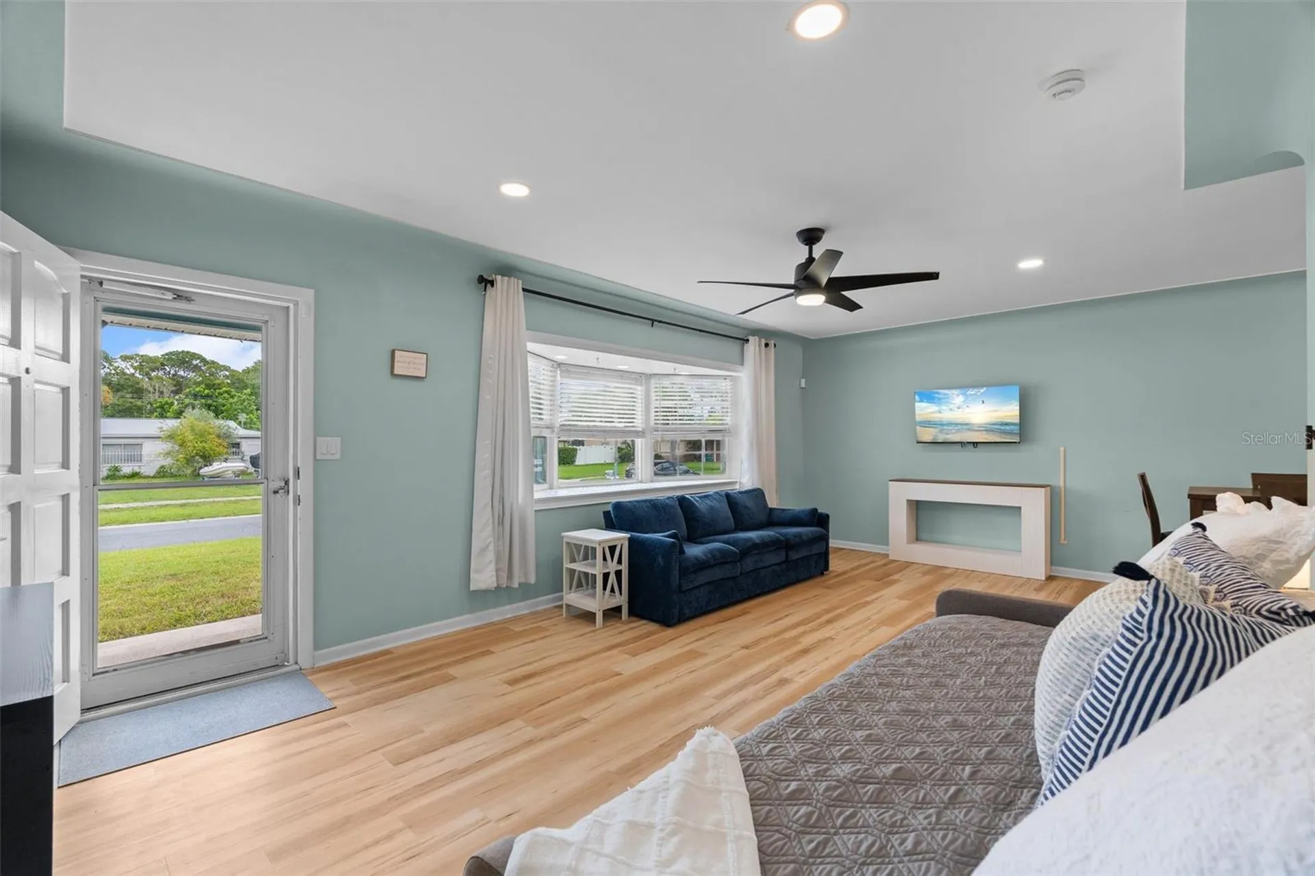 7690 91st Street Seminole FL 33777