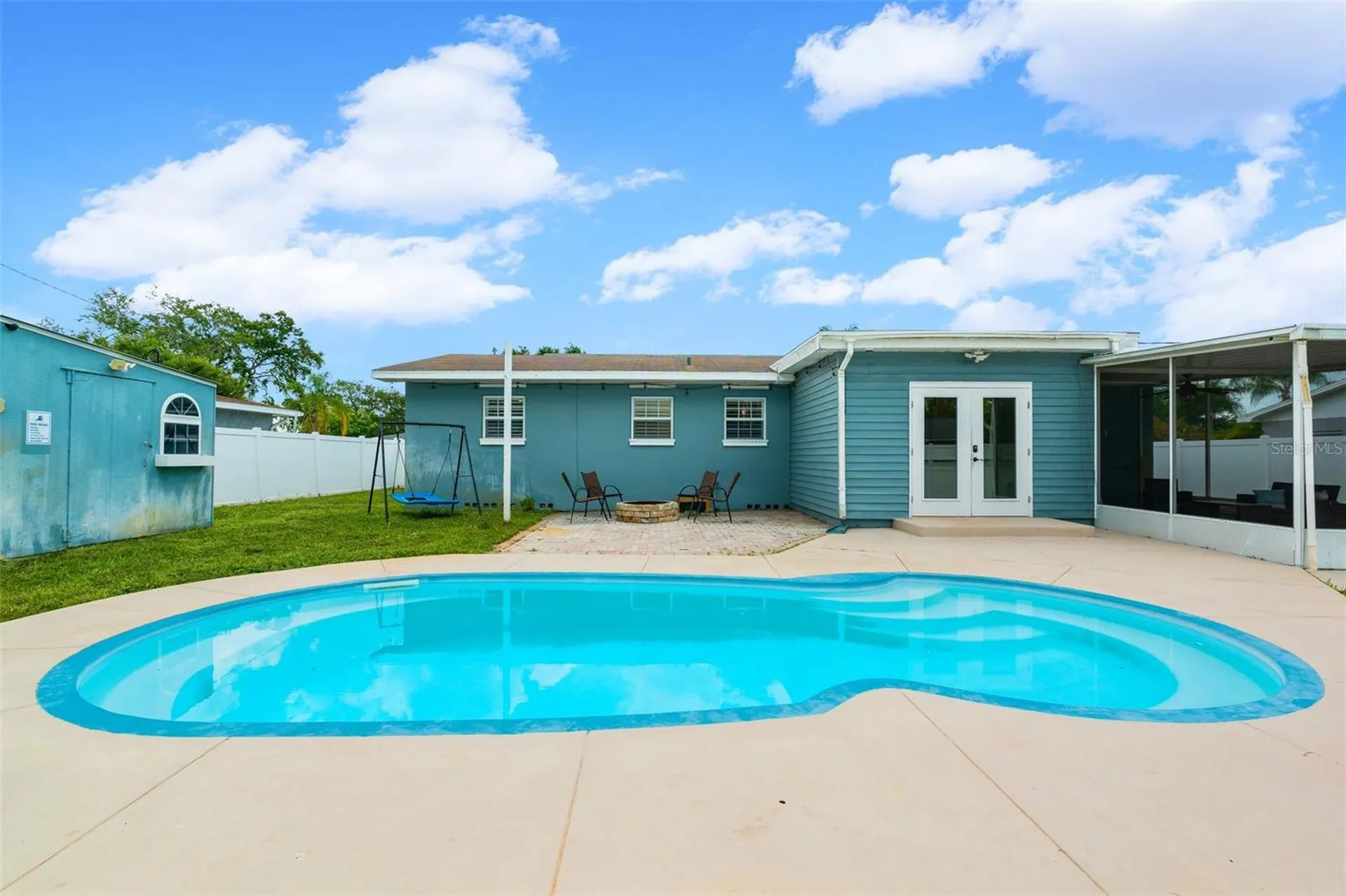 7690 91st Street Seminole FL 33777