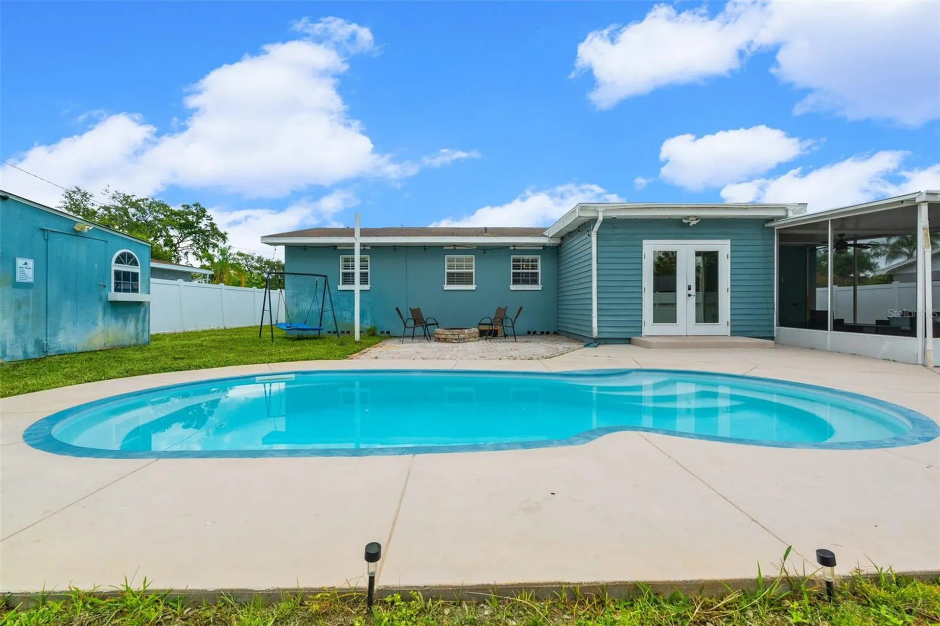 7690 91st Street Seminole FL 33777