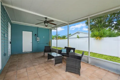 7690 91st Street Seminole FL 33777