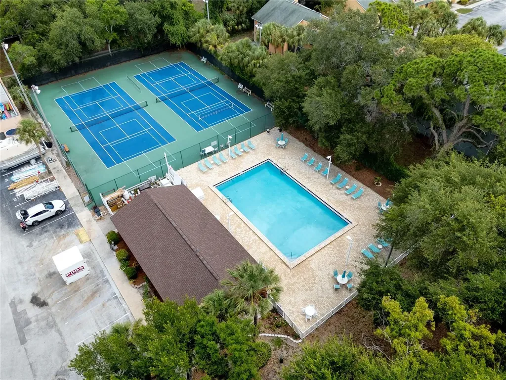 3715 42nd Way S St Petersburg FL 33711