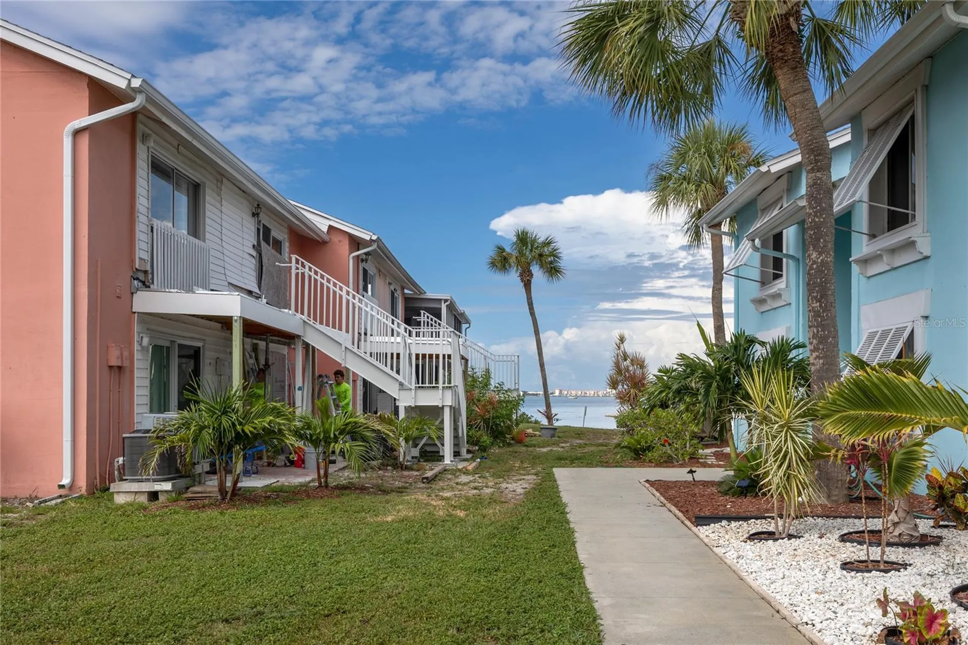 3715 42nd Way S St Petersburg FL 33711