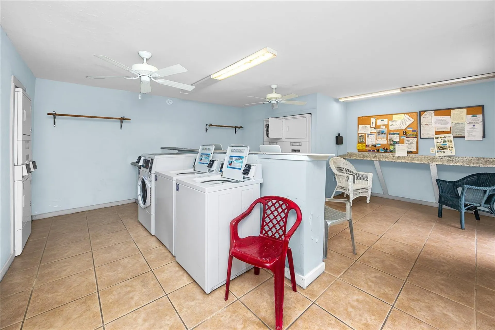 3715 42nd Way S St Petersburg FL 33711