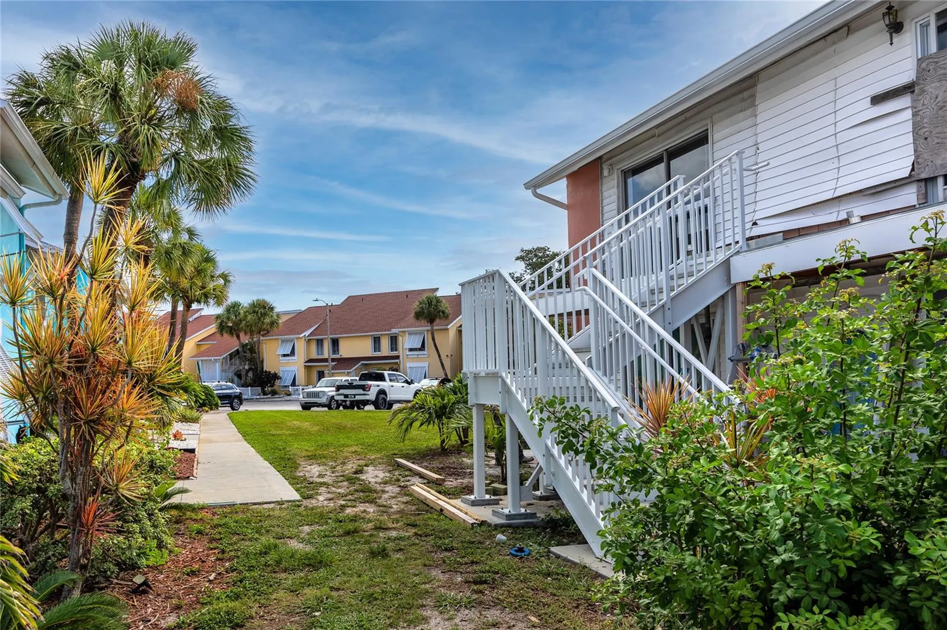 3715 42nd Way S St Petersburg FL 33711