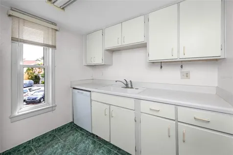 3715 42nd Way S St Petersburg FL 33711
