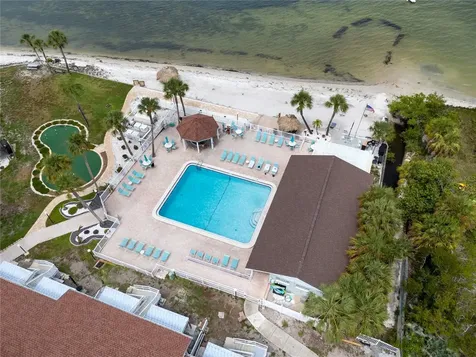 3715 42nd Way S St Petersburg FL 33711