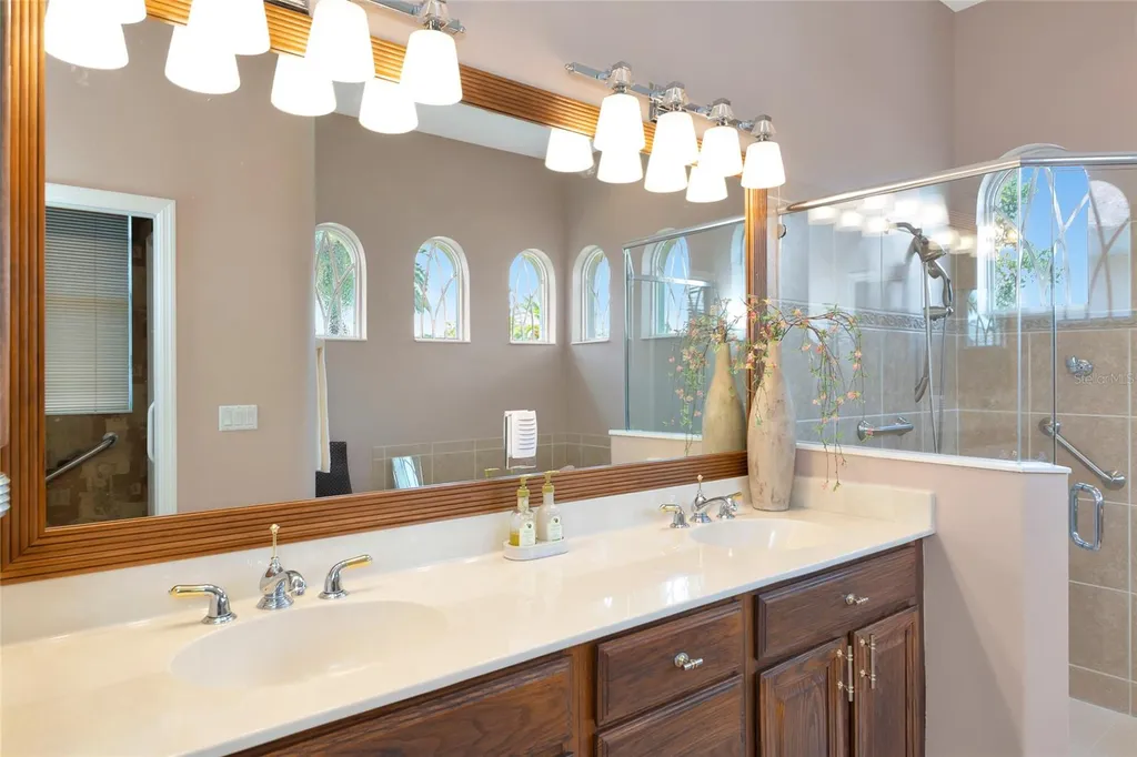 10412 Winding Stream Way Bradenton FL 34212