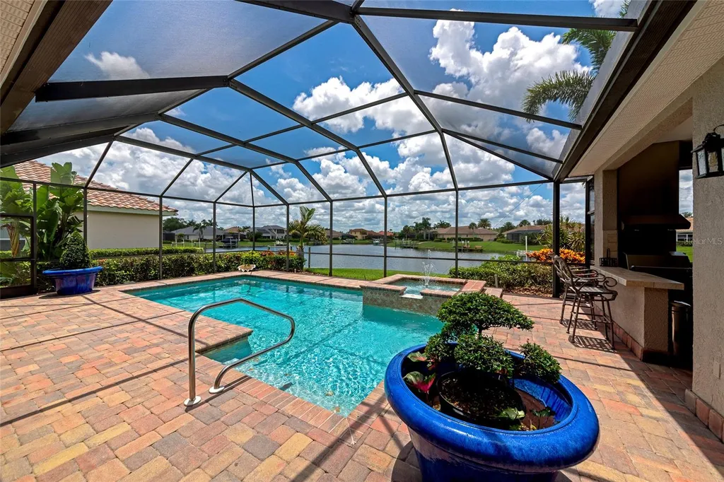 10412 Winding Stream Way Bradenton FL 34212