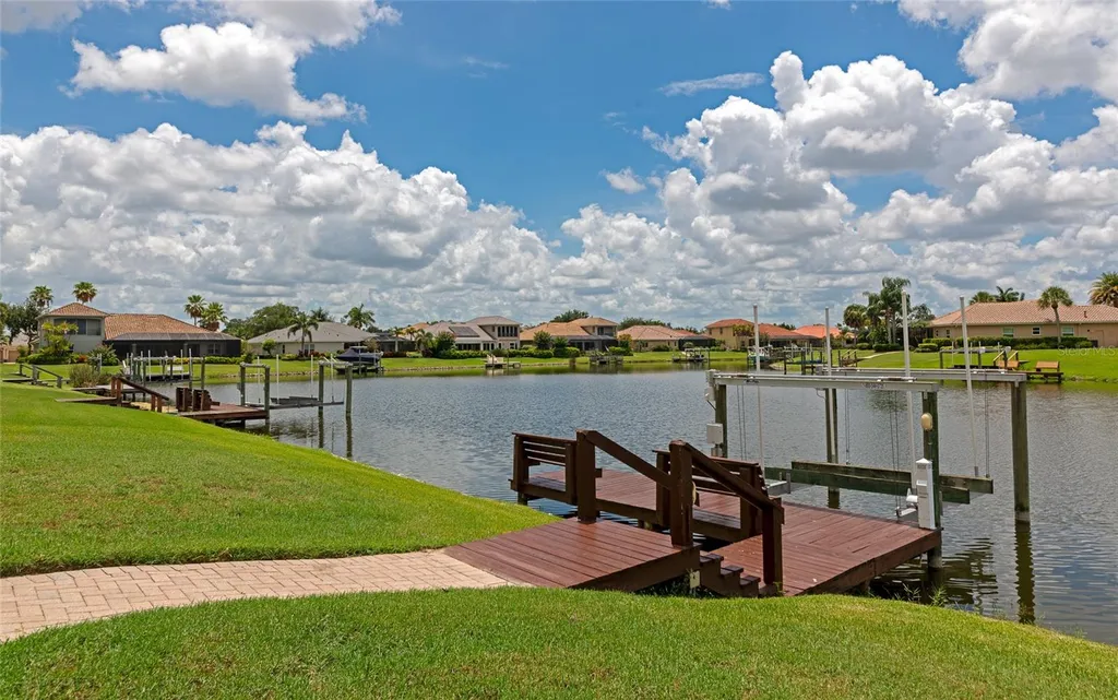 10412 Winding Stream Way Bradenton FL 34212