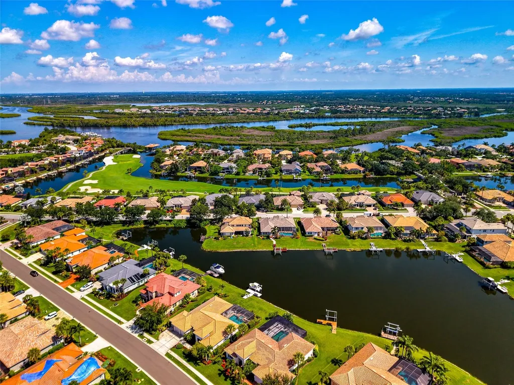 10412 Winding Stream Way Bradenton FL 34212