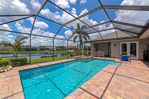 10412 Winding Stream Way Bradenton FL 34212