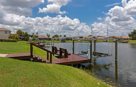 10412 Winding Stream Way Bradenton FL 34212