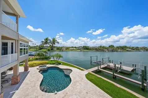 226 Poinciana Lane Largo FL 33770