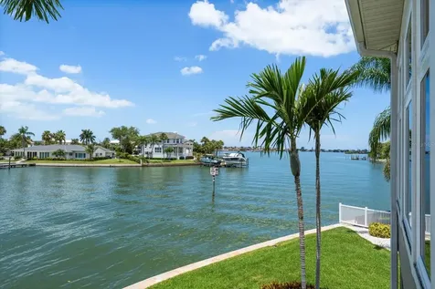226 Poinciana Lane Largo FL 33770