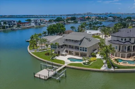 226 Poinciana Lane Largo FL 33770