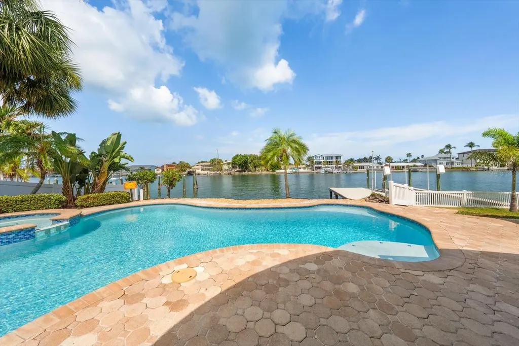 2218 Donato Drive Belleair Beach FL 33786