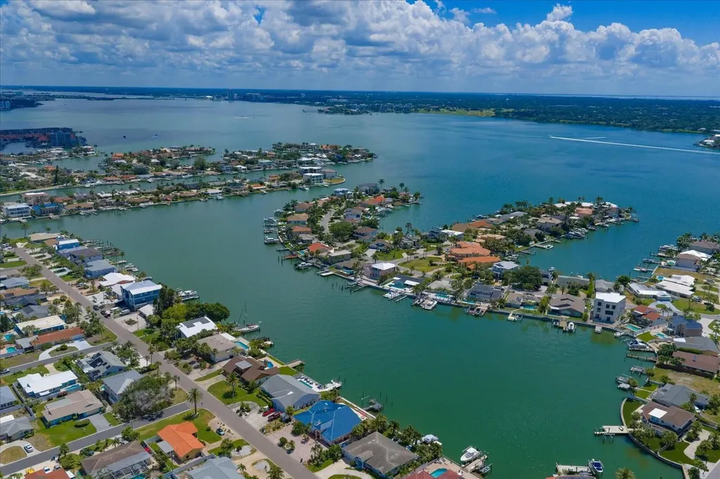 2218 Donato Drive Belleair Beach FL 33786