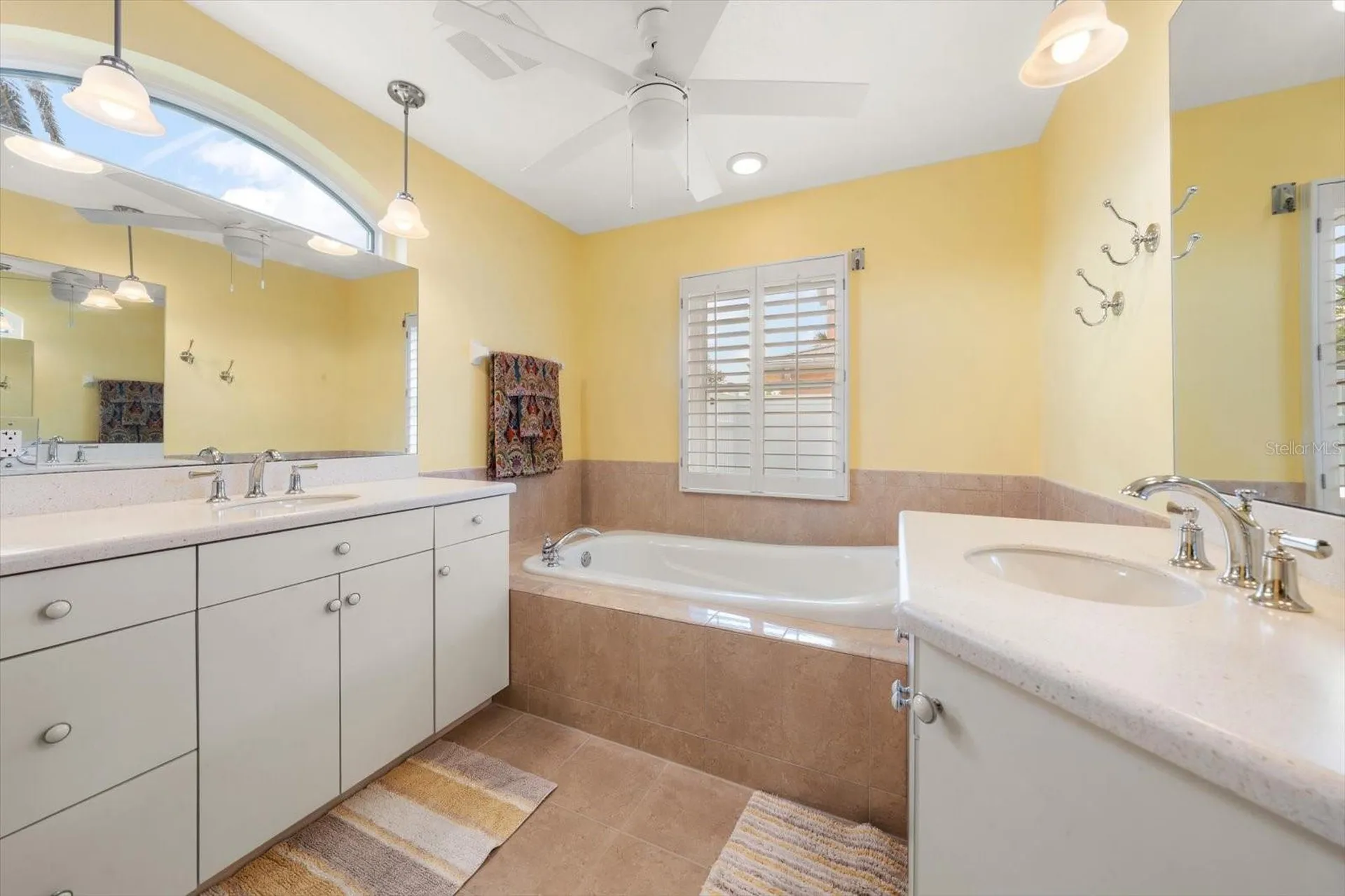 2218 Donato Drive Belleair Beach FL 33786