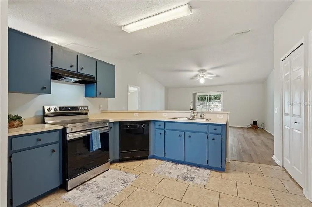 372 Lake Daisy Circle Winter Haven FL 33884
