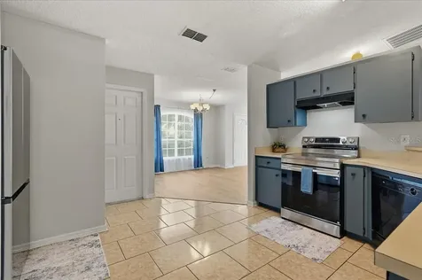 372 Lake Daisy Circle Winter Haven FL 33884