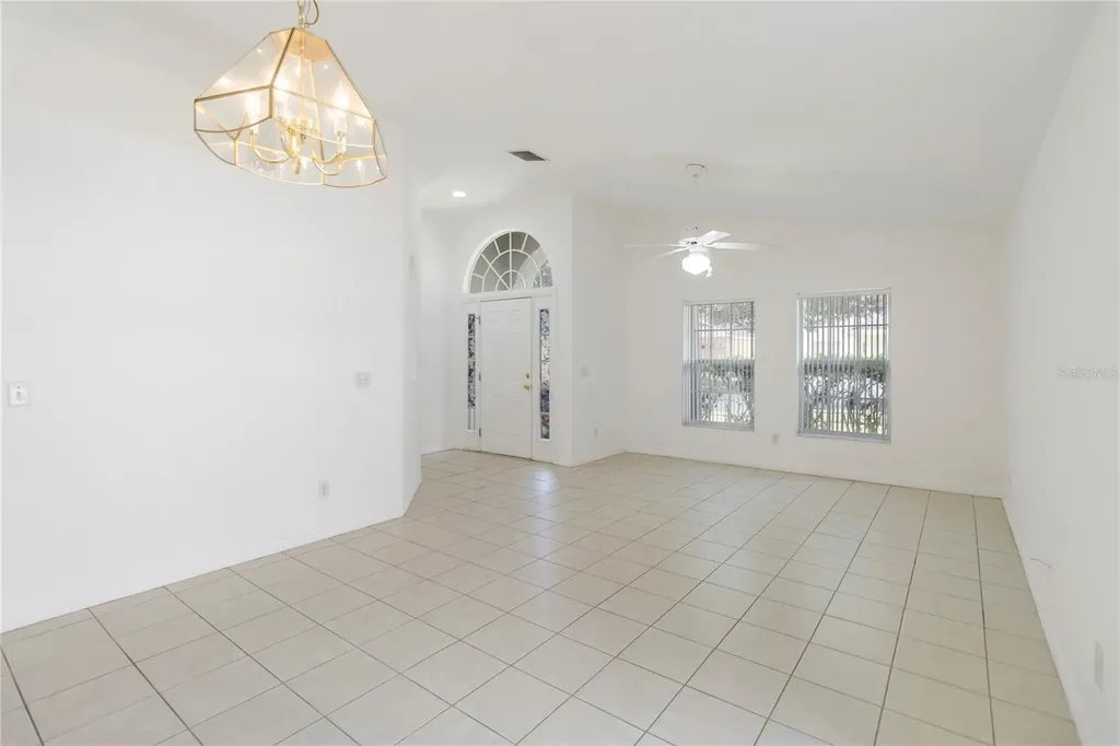 11055 Rouse Run Circle Orlando FL 32817