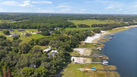 15562 SE 138th Terrace Weirsdale FL 32195