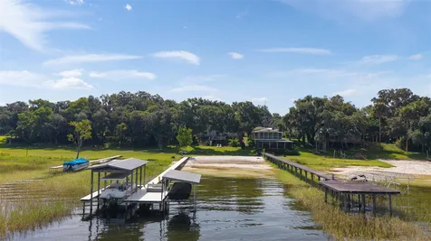 15562 SE 138th Terrace Weirsdale FL 32195
