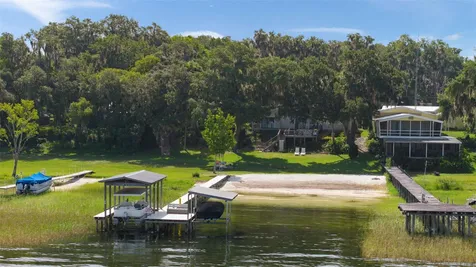 15562 SE 138th Terrace Weirsdale FL 32195