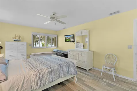 15562 SE 138th Terrace Weirsdale FL 32195