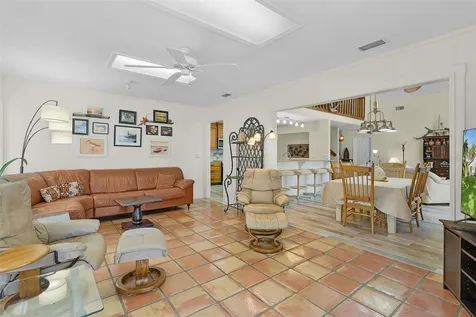15562 SE 138th Terrace Weirsdale FL 32195
