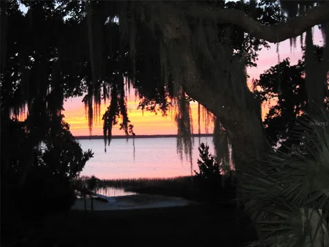 15562 SE 138th Terrace Weirsdale FL 32195