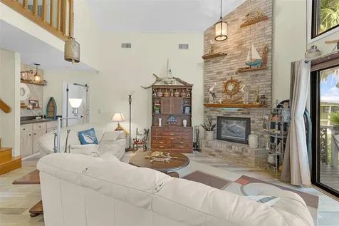 15562 SE 138th Terrace Weirsdale FL 32195
