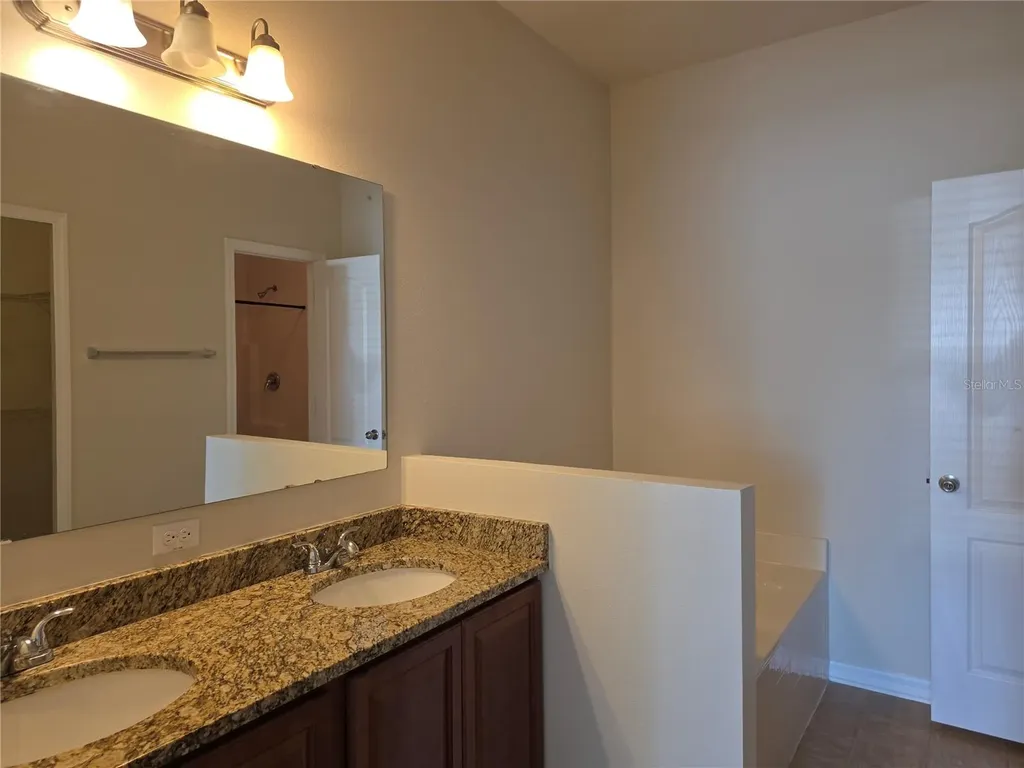 311 Rambling Circle Apopka FL 32712