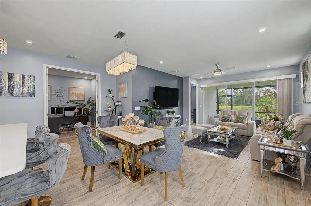 6025 Timberdale Avenue Wesley Chapel FL 33545