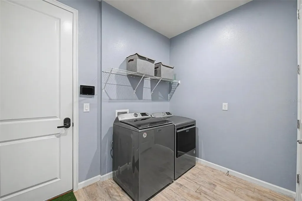 6025 Timberdale Avenue Wesley Chapel FL 33545