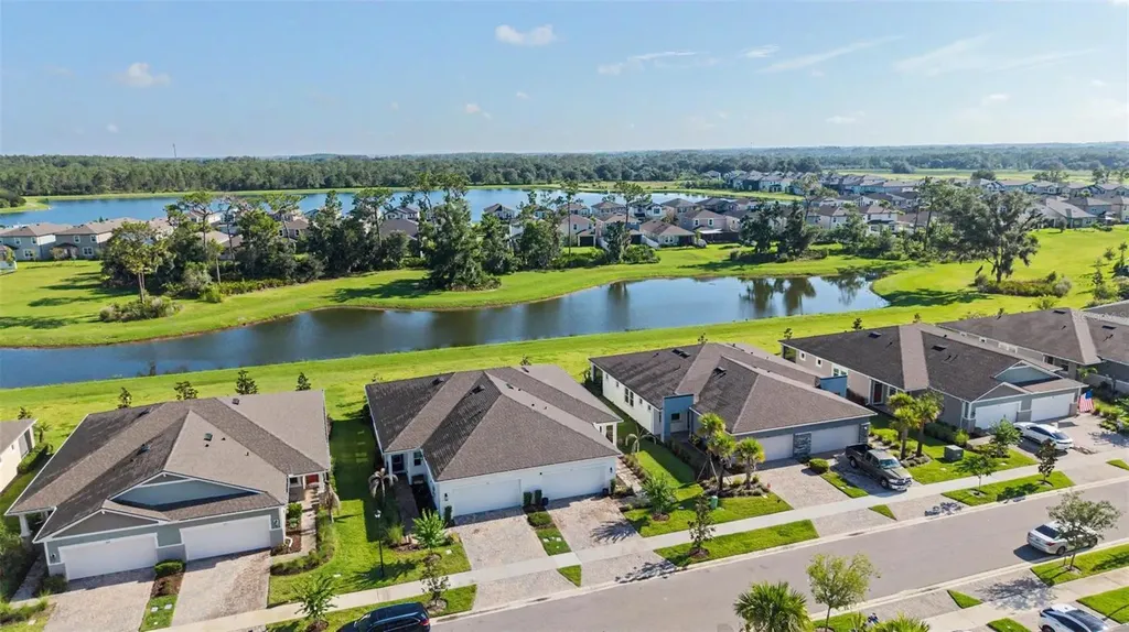 6025 Timberdale Avenue Wesley Chapel FL 33545