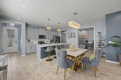 6025 Timberdale Avenue Wesley Chapel FL 33545