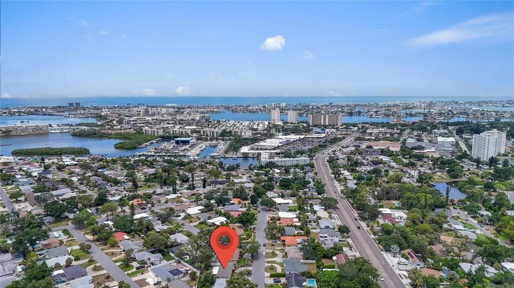 6550 Renaldo Way S St Petersburg FL 33707