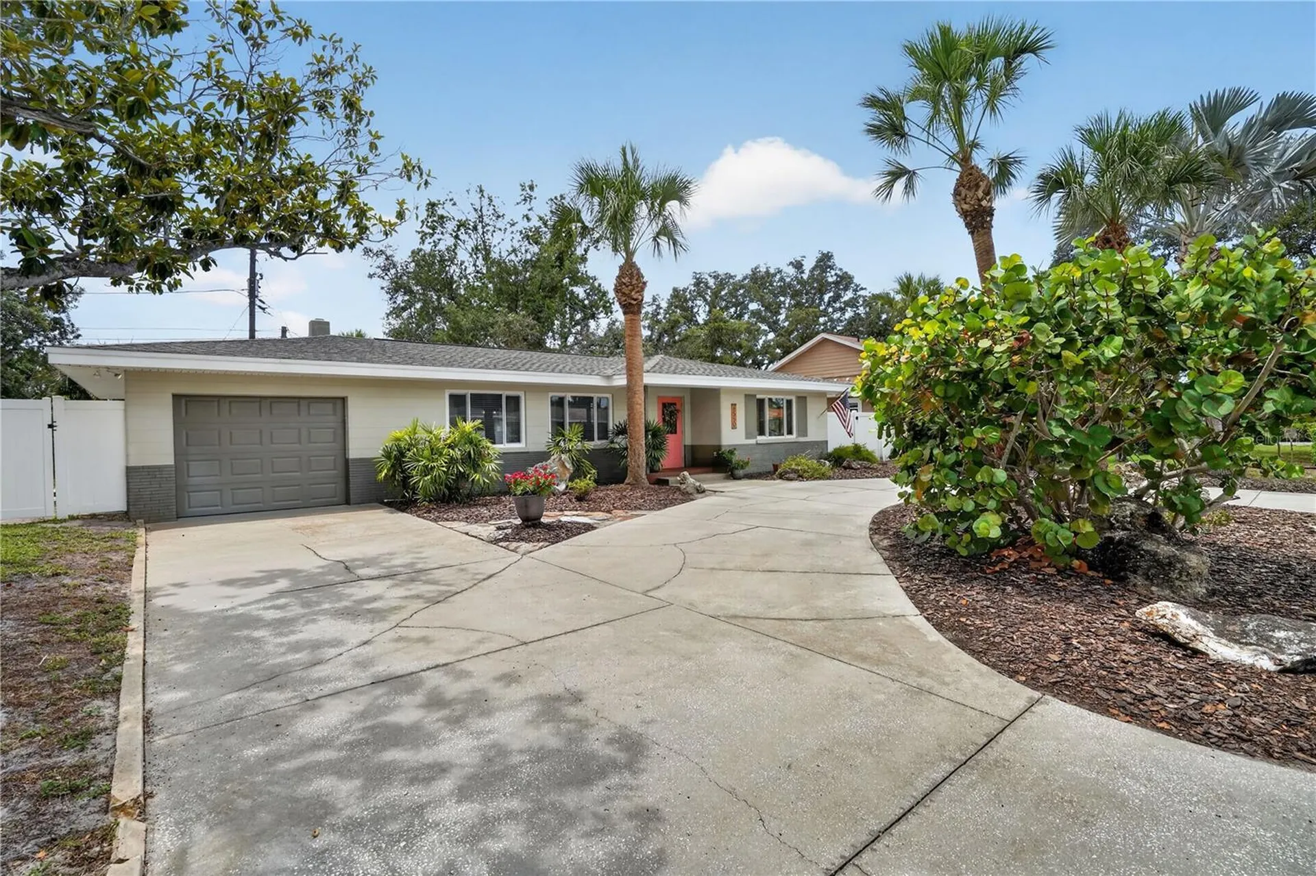 6550 Renaldo Way S St Petersburg FL 33707