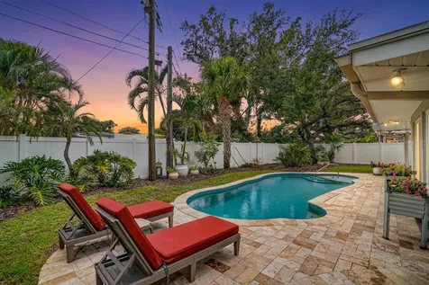 6550 Renaldo Way S St Petersburg FL 33707