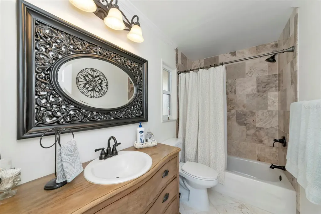3602 Joyce Drive Bradenton FL 34208