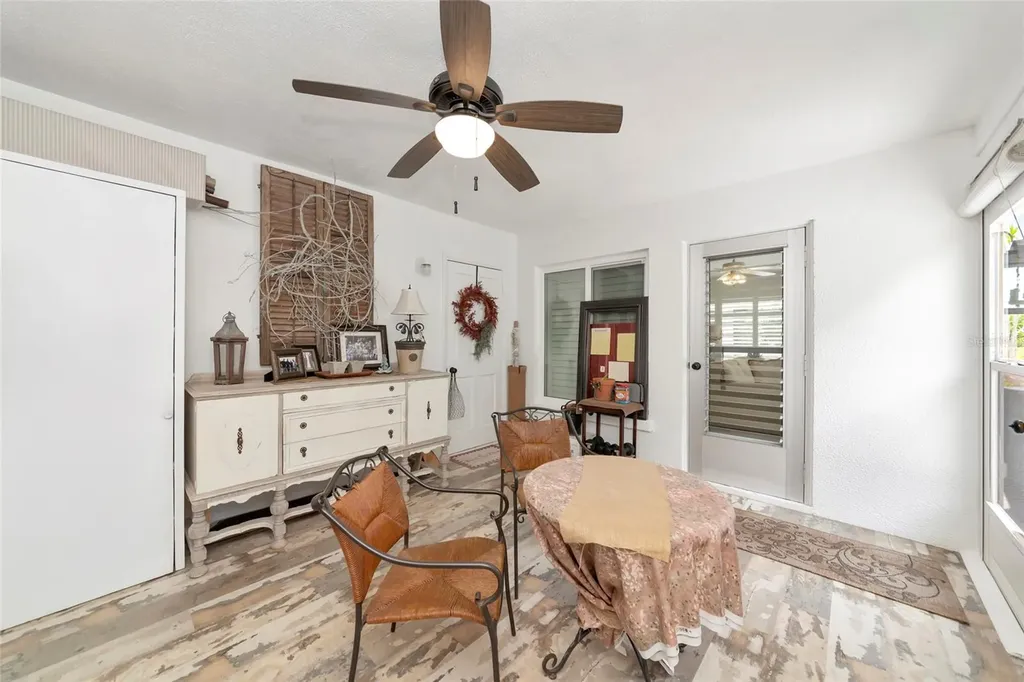 3602 Joyce Drive Bradenton FL 34208