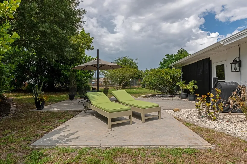 3602 Joyce Drive Bradenton FL 34208