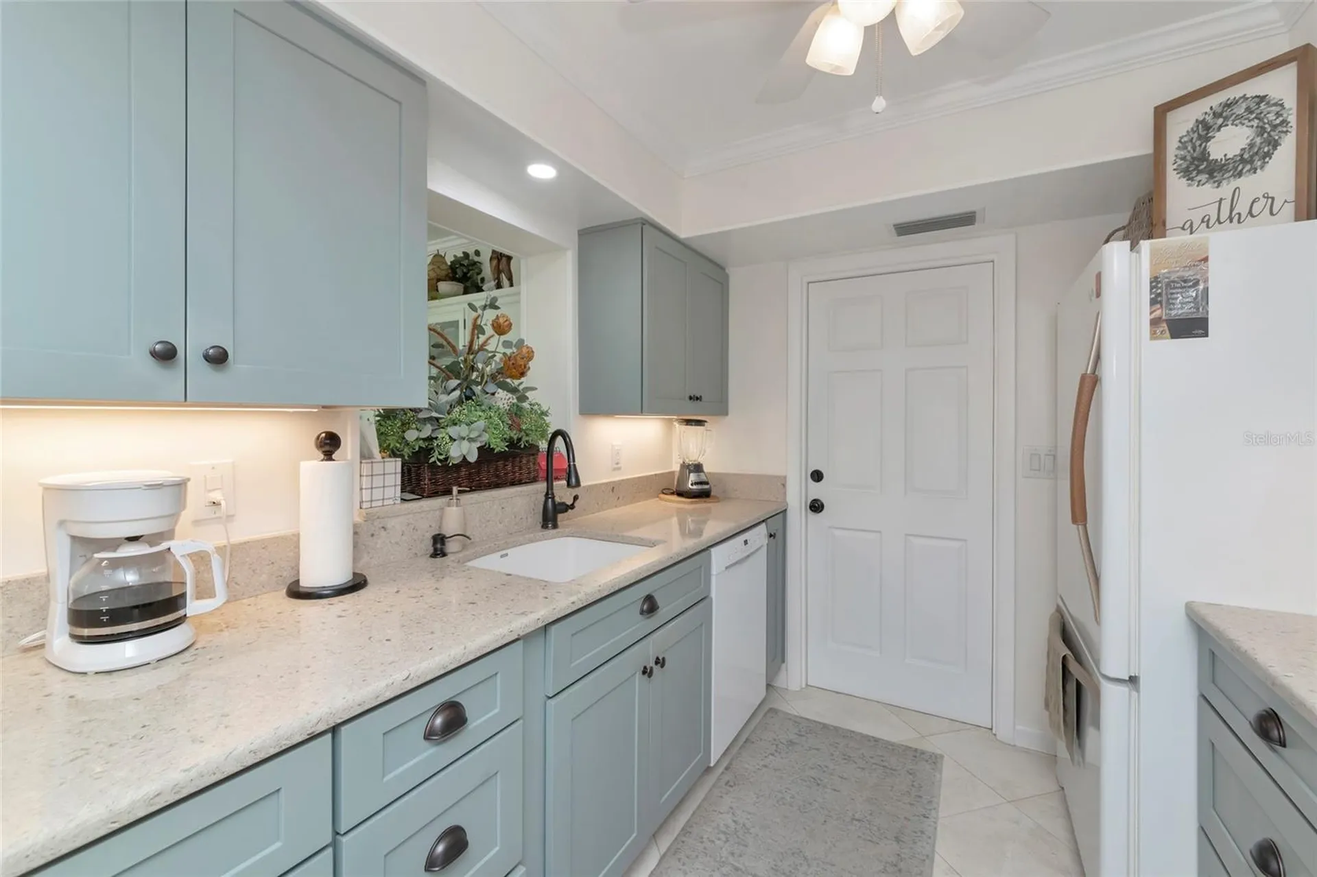 3602 Joyce Drive Bradenton FL 34208