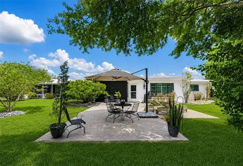3602 Joyce Drive Bradenton FL 34208